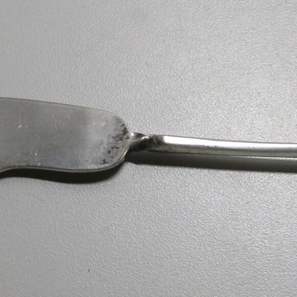 Silverplate Butter Knife Twist Handle Brite Cut Shell Wm Rogers & Son AA - Picture 4 of 4